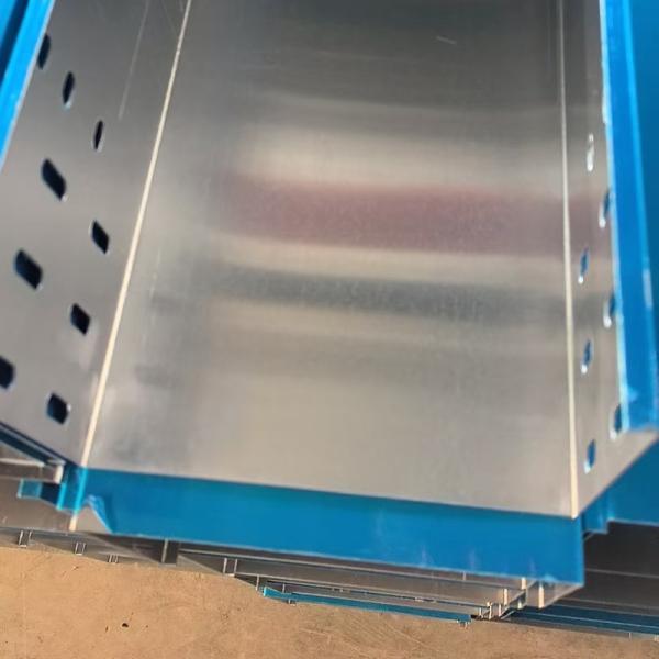 50mm-150mm Height Aluminum Cable Tray Safety Medium Duty For Wire Protection System