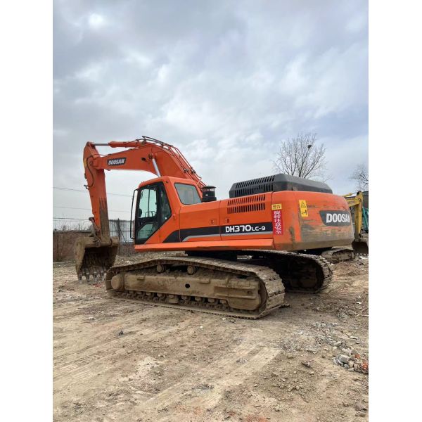 China Supplier Used Excavator Doosan DH370LC-9 Second machine Good Condition Best price