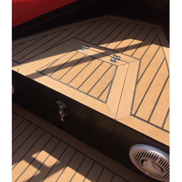 Flexiteek Marine Flooring - идеальный выбор для синтетического тека из ПВХ на открытых байках