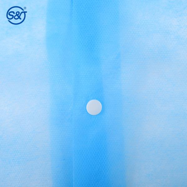 PP Disposable Lab Coat Nonwoven Single Layer Folded Collar Snap on Front Button Closure with Pockets Visitor Coat Full Length
