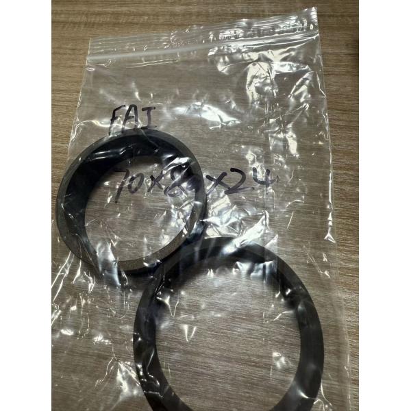 70*80*24mm Oil Seal 4965569 Mechanical Rotary Shaft Seal