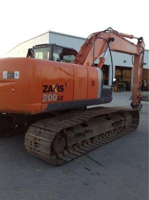 Used hitachi zx200 excavator for sale