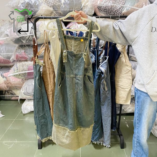 Second Hand Denim Belted Skirt Women Denim Dress Second Hand Fashionable Style