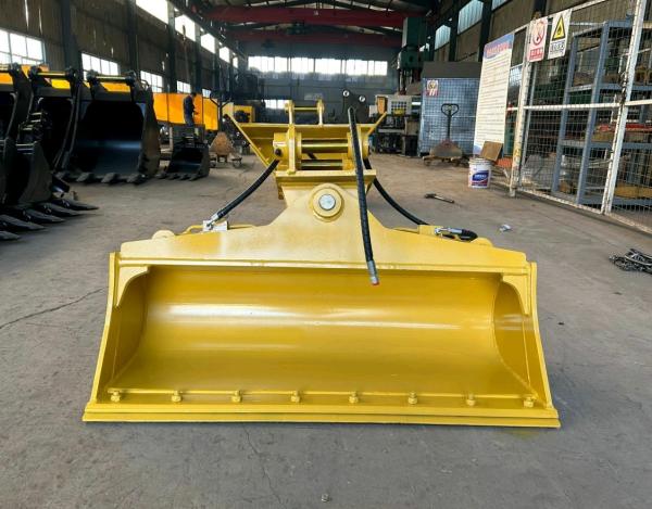 Bouteille de boue à inclinaison personnalisée pour excavatrice Hitachi Kubota