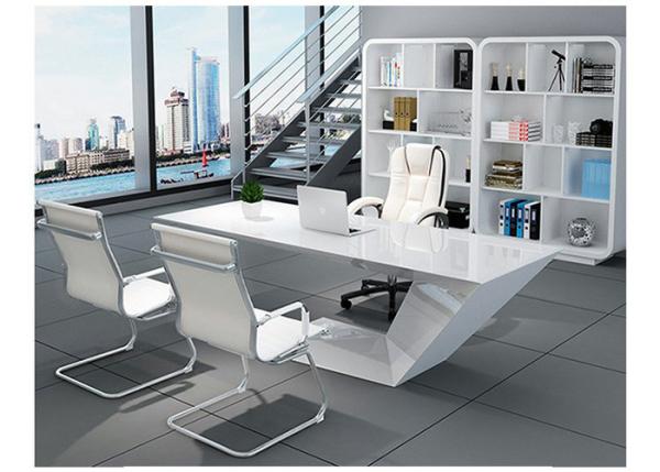 Elegant Manager Office Furniture Creative Special Shape With White Baking Paint