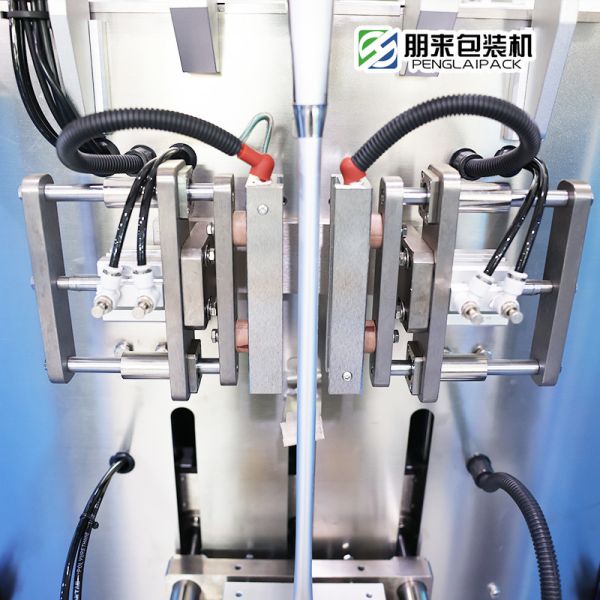 High Speed Servo Film Pulling Powder Packing Machine with Rounded Corner Factory Direct For Sale 25-60 bag/min