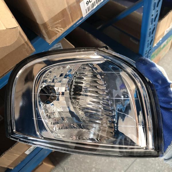 Womala Right Turn Signal Body Light OE 30655423 for Volvo S80 -06