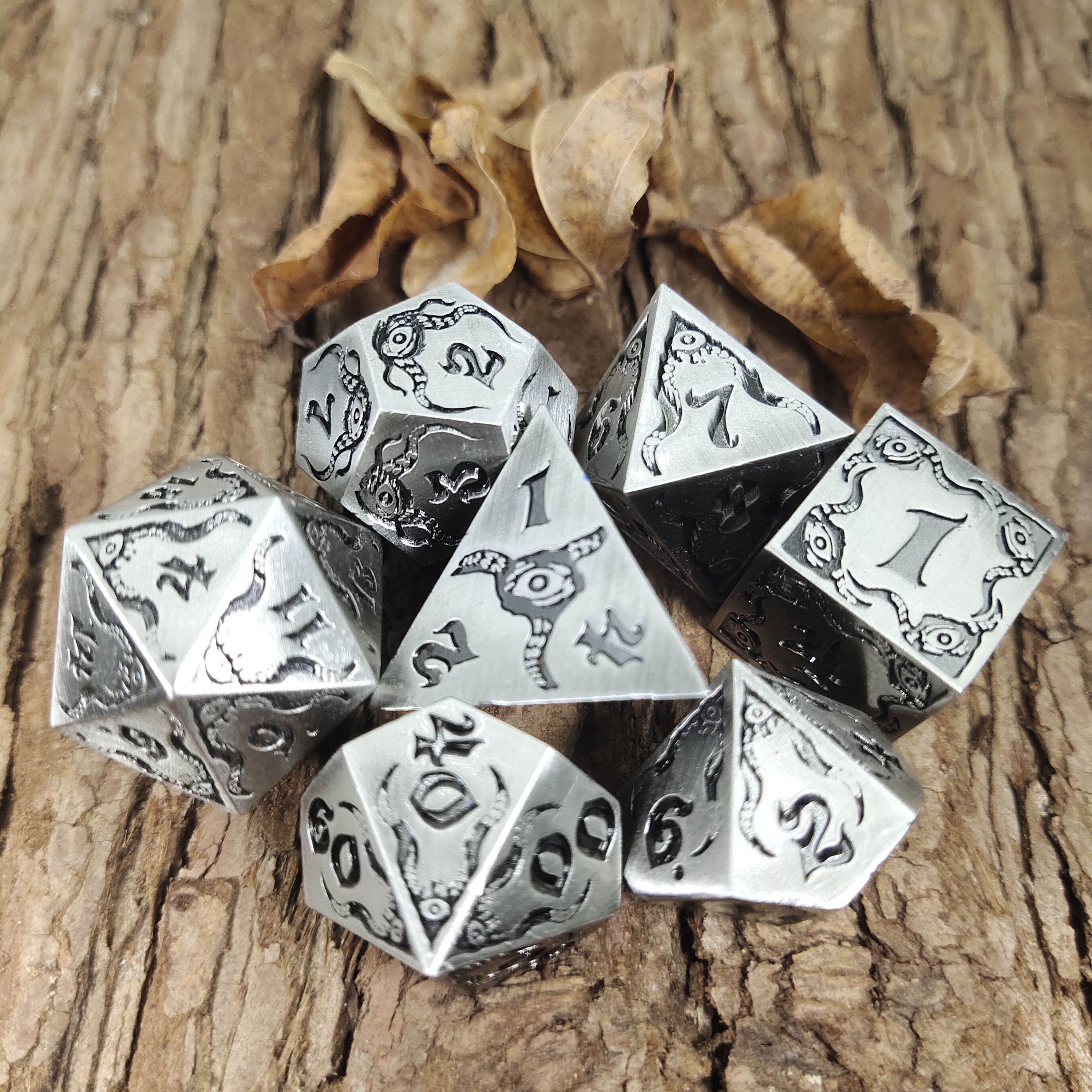 Premium Zinc Alloy Polyhedral Dice Set with Cyan Enamel Tentacles - 7pcs for DND RPG Tabletop Games