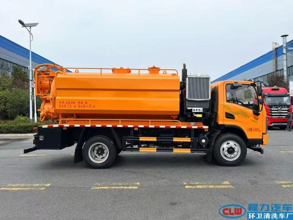 Shacman High Pressure Fecal Truck , Vacuum Sewer Suction Truck