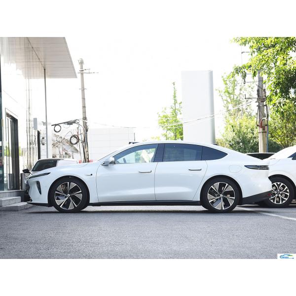 Customized Professional Et7-2024 75Kwh Executive Version Electric Ride-On Car for Nio