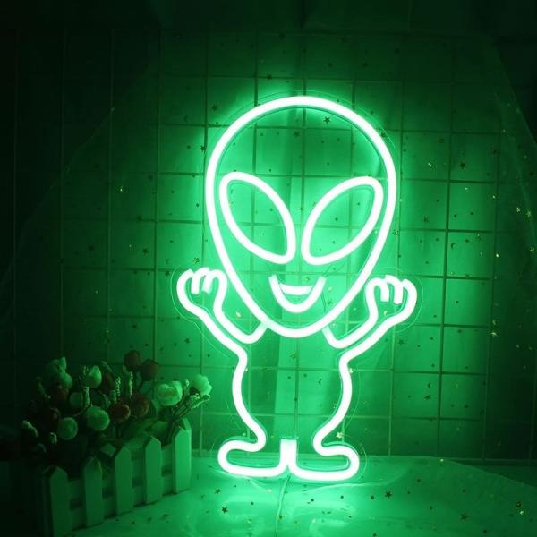 Publicité personnalisée en magasin avec panneau de néon LED avec conception extraterrestre et matériau acrylique
