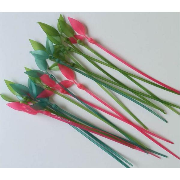 Tree craft leaves cable tie