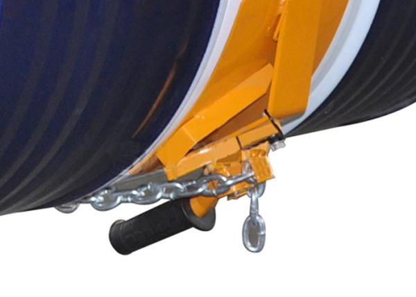 LM800 Vertical Drum Lifter One-person Operation 55 Gallon Closed Steel Oil Drum Lifter Loading Capacity 800Kg