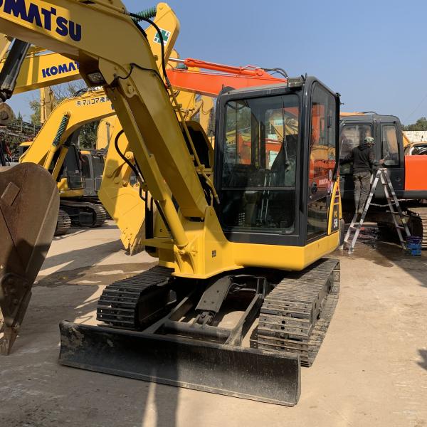 Использованный Komatsu PC56 5тонный мини экскаватор оригинальный гидравлический клапан 5000 кг масса машины