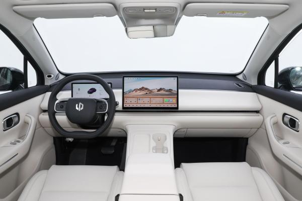 Best Price Leapmotor C16 2024 Pure Electric 520 Intelligent Driving Electric Automobile Medium Large 5 Doors 6 Seats SUV