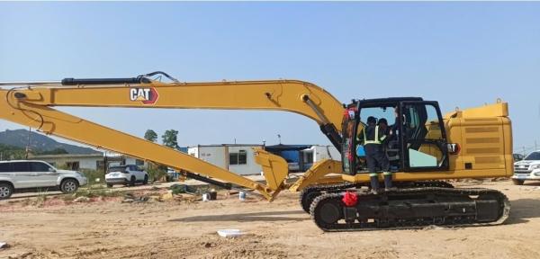 Longe da frente 18m Excavadora Long Boom para 20T Sanny Hitachi Komatsu Cat