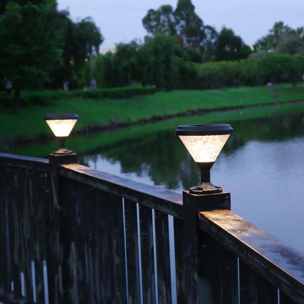 Dusk To Dawn Solar Pillar Light Rainproof Anti Pressure For Outdoor