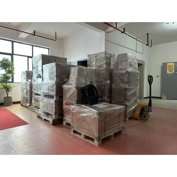 Large Capacity Room Temperature Centrifuge 5500rpm Low Speed Centrifuges With Touch Panel