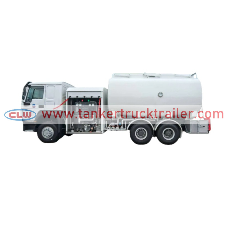 Sinotruk HOWO 6x4 15000Liters 15CBM 15M3 Aviation Refueler