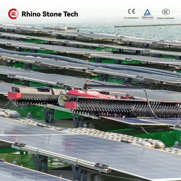 Brosse de nettoyage PV de qualité professionnelle, robot de nettoyage solaire à double rouleau avec pulvérisation d'eau, alimenté par batterie au lithium