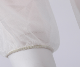 Overall Single Layer PP Nonwoven Full Coverage Moderate Protection Front Zipper Cheap Disposable Coveralls with Hood