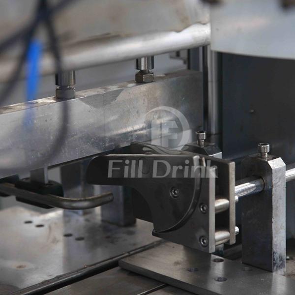 Planta de embalagem da garrafa de água da máquina de embalagem da garrafa 10PPM com transporte do Teflon