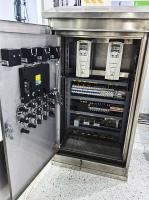 Fabrication intelligente d'un boîtier de commande à fréquence variable intégré PLC