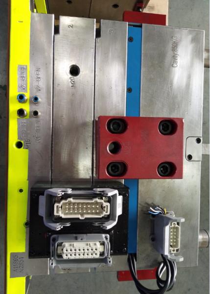 Double color Automotive Plastic Mould by rotation table moulding