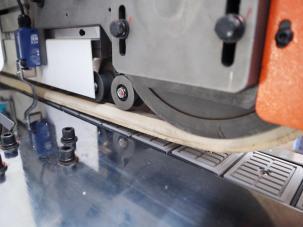 Fully Automated Edge Banding Machine 45° Fine Trimming Buffing And Scraping HD882
