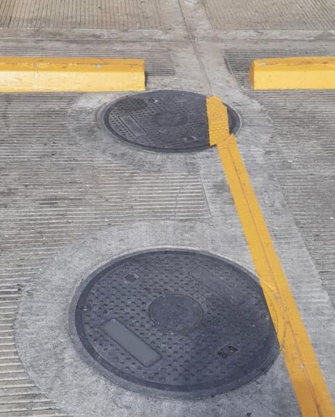 High Strength Heavy Duty Manhole Cover Fiberglass FRP With Frame