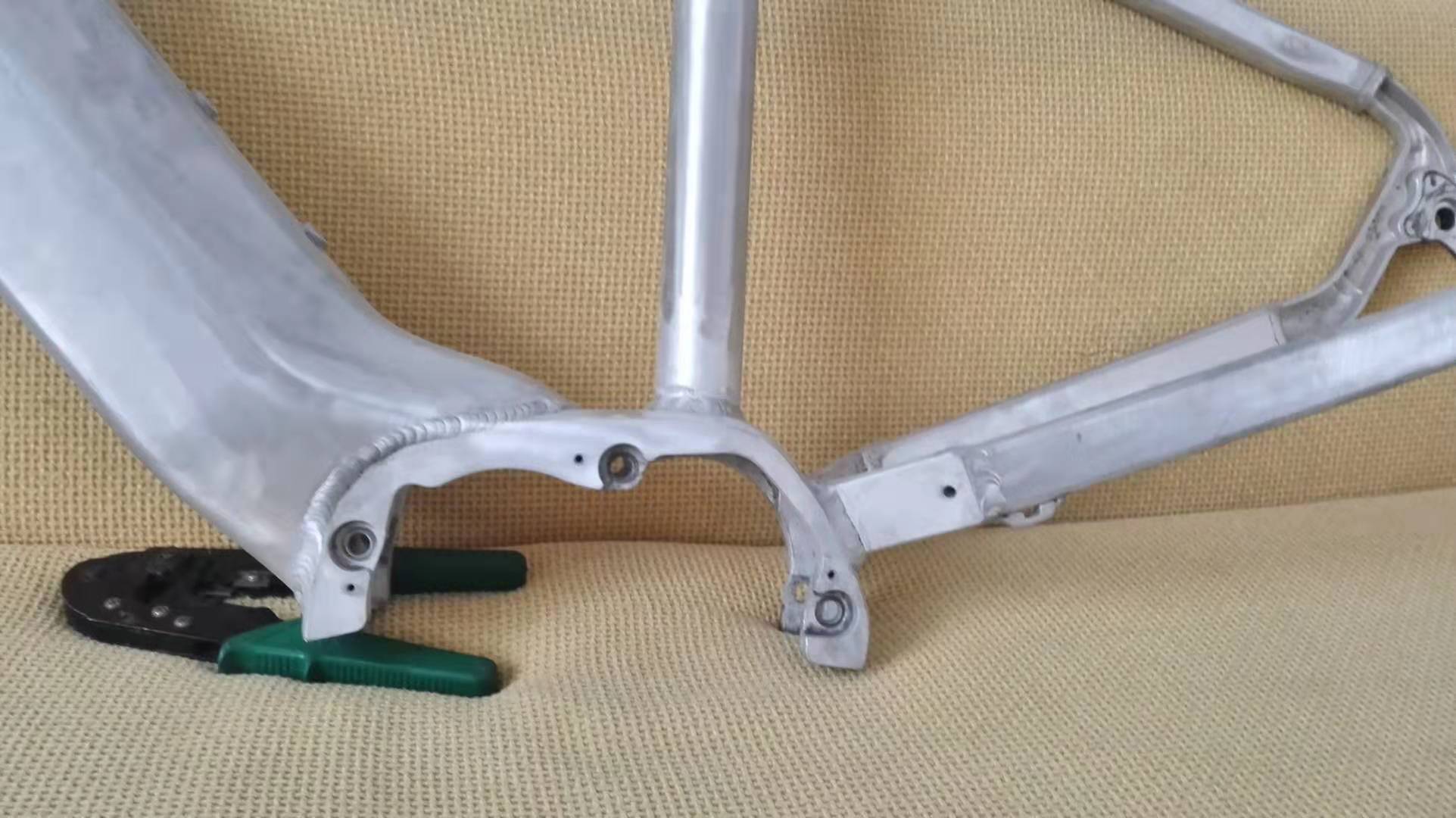 Bafang Mid-drive E-Bike Conversion Kit 27.5er Boost Emtb Frameset (Электровелосипед с средним приводом)