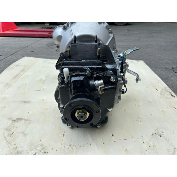 NKR Gearbox MSB5M 8971616601 Manual Control Transmission Widely Common Use Isuzu Truck Clutch Parts Changes Speed and Torque