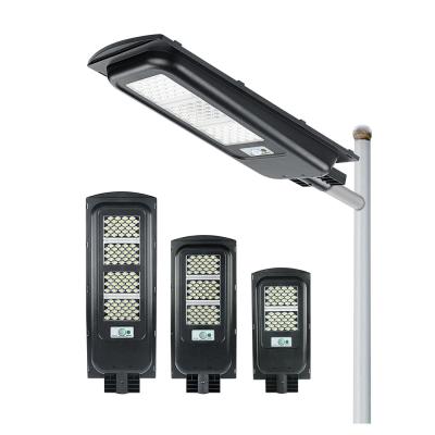 Watt todo da compatibilidade eletrónica 100 em uma luz de rua solar para a escola do escritório