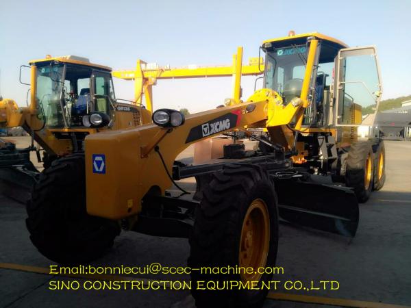 Graduador GR135C do motor de Mini Road Grading Equipment 135hp com peças sobresselentes