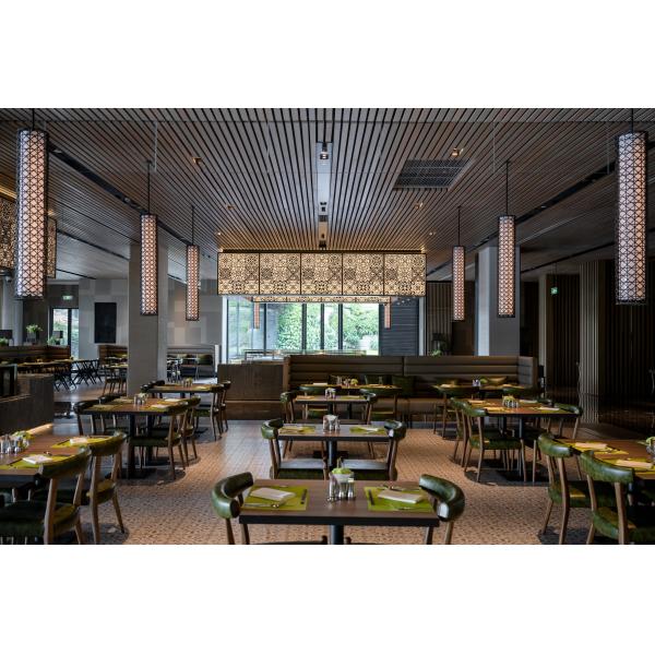 Détecteur d'usure Style Resort Appartement Ensemble de meubles Canapé et chaises personnalisés