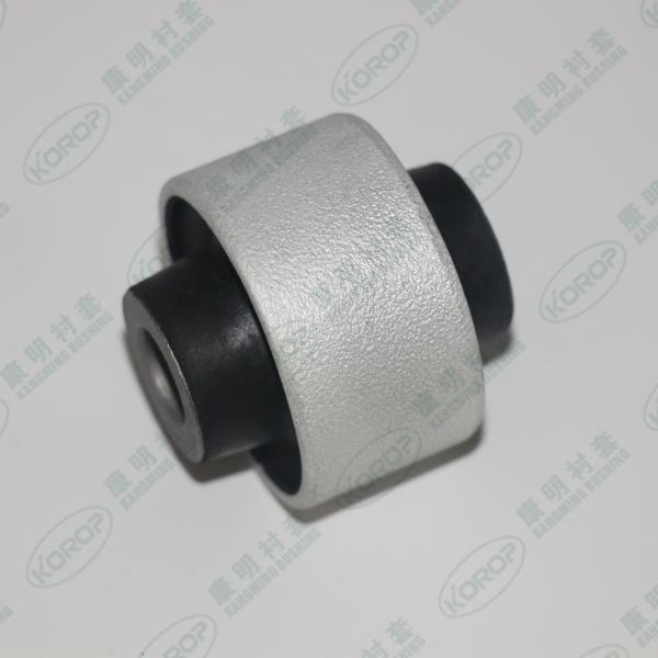 0.20 Kg Rear Trailing Arm Bushings 54500-JA00B 54500-JN01A 17CM*17CM*13.5CM
