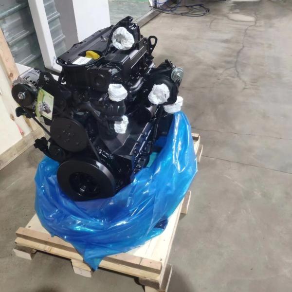 オリジナルとブランド新品 VOLVO D4E エンジン エースイ EC140 掘削機のための水冷 101mm