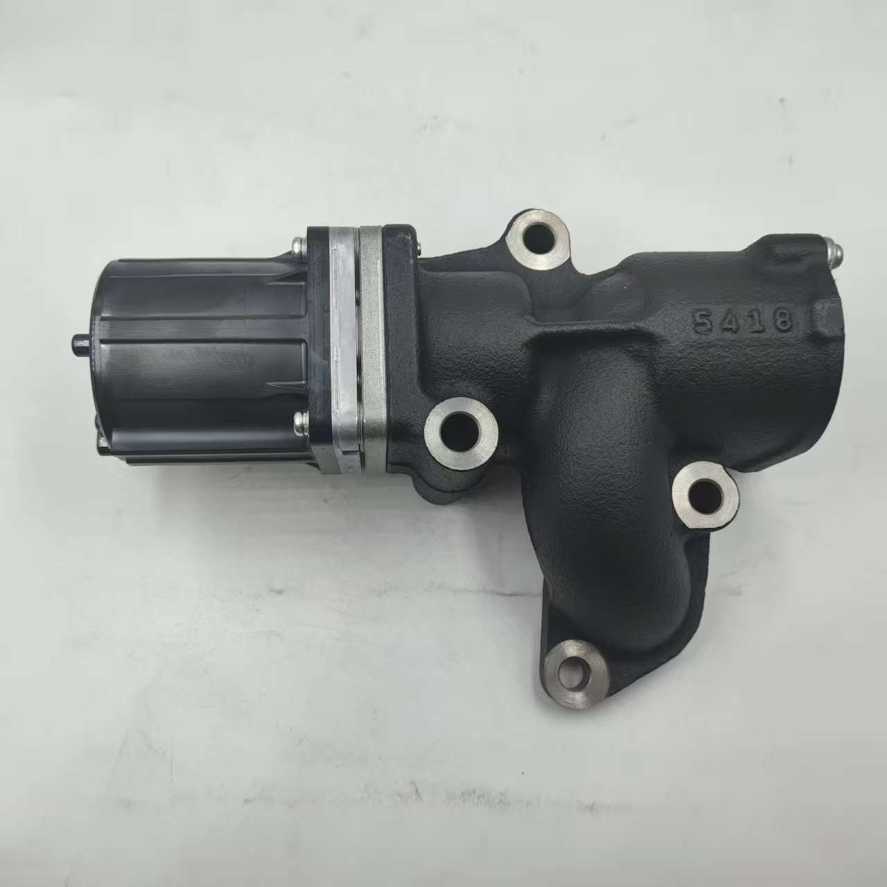 8-98238259-2 EGR Valve for Isuzu 4JJ1 Engine Hitachi Sumitomo Sany Excavator