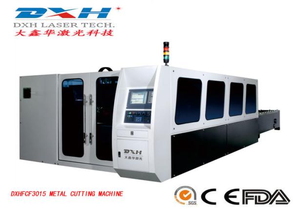 Fully Enclosed Fiber Laser Metal Cutting Machine , CNC Metal Laser Cutter PC Control