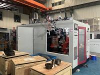 Máquina de soplar botellas automática de producción versátil de 1L con tres cabezas
