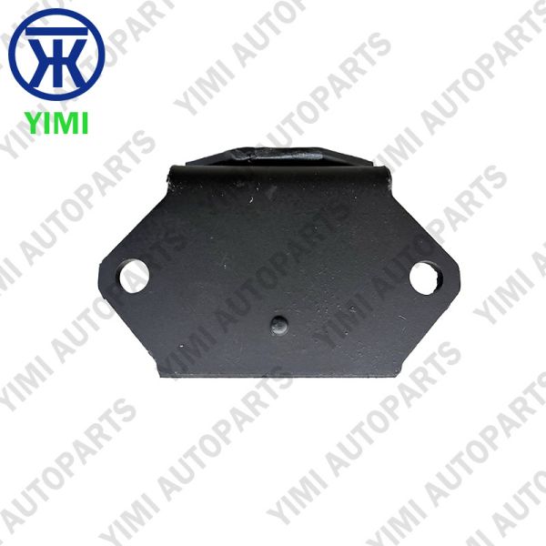 Corrosion-resistant e-coated Front Engine Mount with vibration damping for heavy-duty ISUZU FORWARD trucks