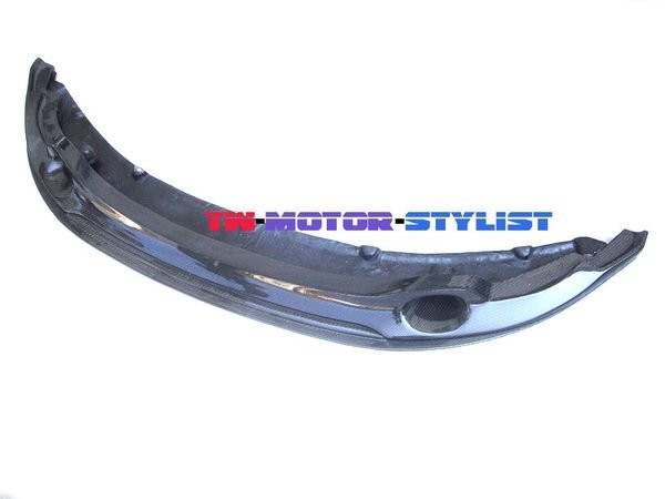 Губы фронта волокна углерода BMW E82 1M r