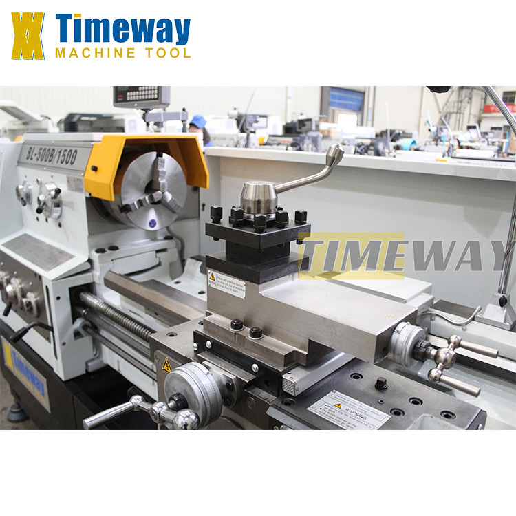 Gap-bed Lathe Machine with Distance between Centers 1000mm and Max. Sawing Over Bed