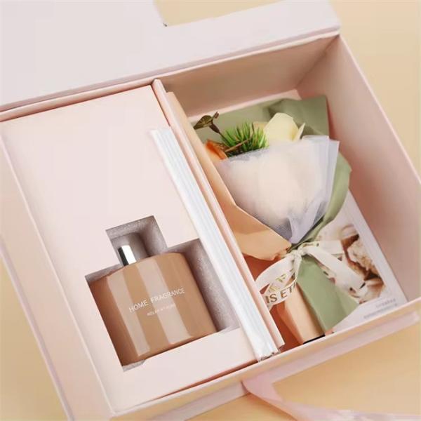 Gift Box Set Reed Diffuser Perfume Set With Packaging Boxes 120ml Aroma Diffusers Fragrance With Flower