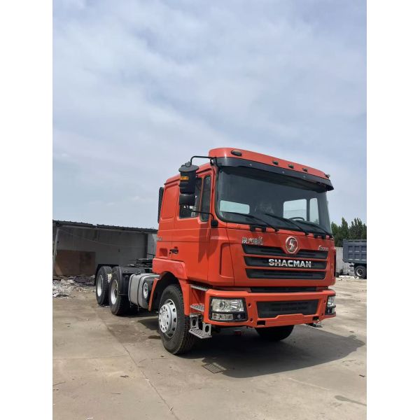 SHACMAN dump truck, equipped with a quick-shift gearbox and a diesel engine