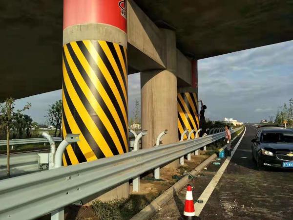 Pintura de Linha de Estrada Amarelo Transmissível por Água Marcação de Estrada Com Baixo COV Adesão da Pintura de Pulverização