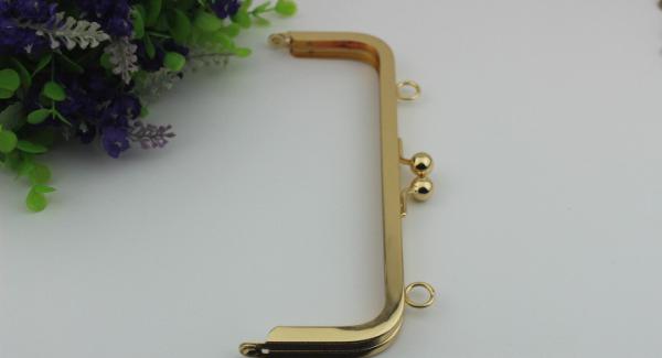 Super Hot Sales Light Gold 19 CM & 15 CM Metal Iron Purse Box And Frame For India Market