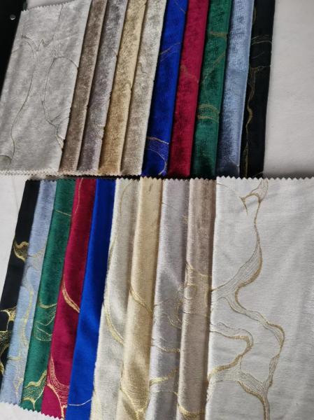 Bronze Floral Print Velvet Fabric Polyester With Knitted Technics Customized Color