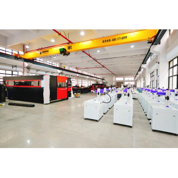 Ce Provided Fiber Laser Rust Removal Machine for Cleaning Rusty Metal 1000w 1500w 2000w