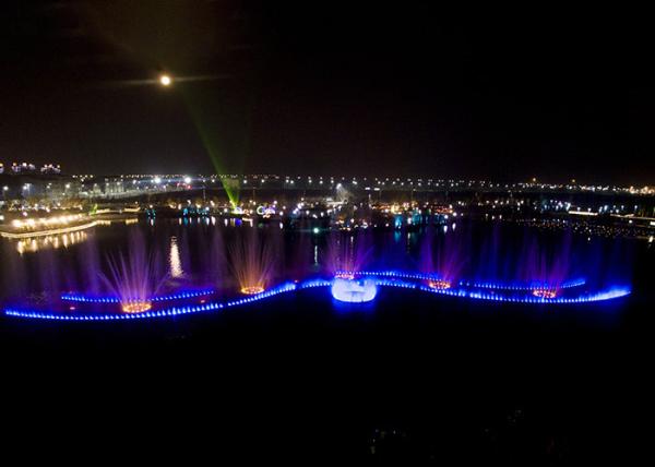Multi Colored Water Fountain , RGB Led Light Water Feature Large Scale